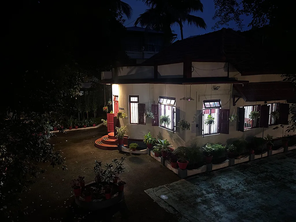 Room View 06